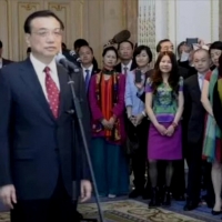 重磅：紫砂女藝術家張譯元祝海內外朋友中秋節日快樂